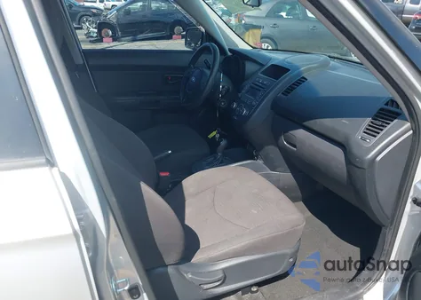 2013 Kia Soul z USA, uszkodzony, nr VIN KNDJT2A5XD7754831